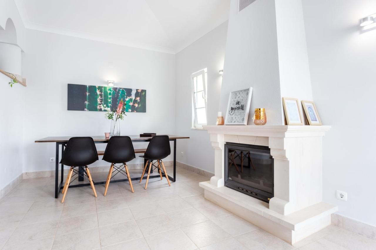 Qev - Santo Antonio Apartment Буденс Екстериор снимка