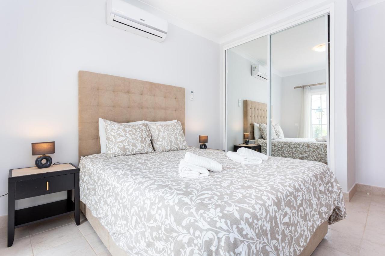 Qev - Santo Antonio Apartment Буденс Екстериор снимка